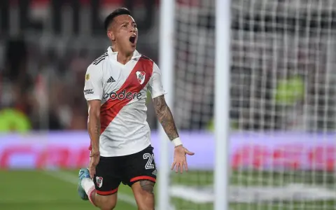 Esequiel Barco, durante su etapa en River.