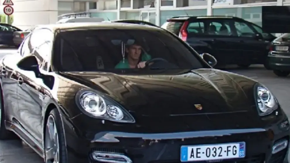Messi utilizó este Porsche Cayenne GTS Coupé durante su última temporada en Barcelona.