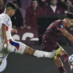 Lanús fue más efectivo que San Lorenzo, le ganó 1 a 0 como local y arruinó el debut en la Liga Profesional del Pipo Gorosito