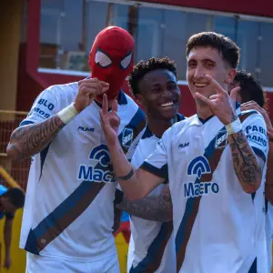 Juventud Antoniana goleó en Corrientes, cumplió el objetivo y sigue soñando con el ascenso a la Primera Nacional