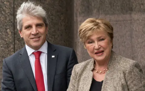  Luis Caputo y Kristalina Georgieva