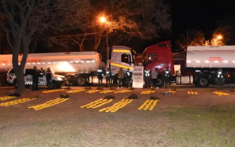 El millonario cargamento que pasó por Salvador Mazza y fue descubierto en Santa Fe.