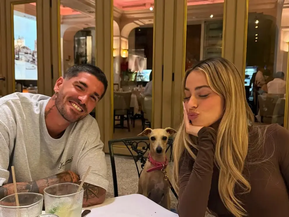 Tini Stoessel y Rodrigo De Paul.