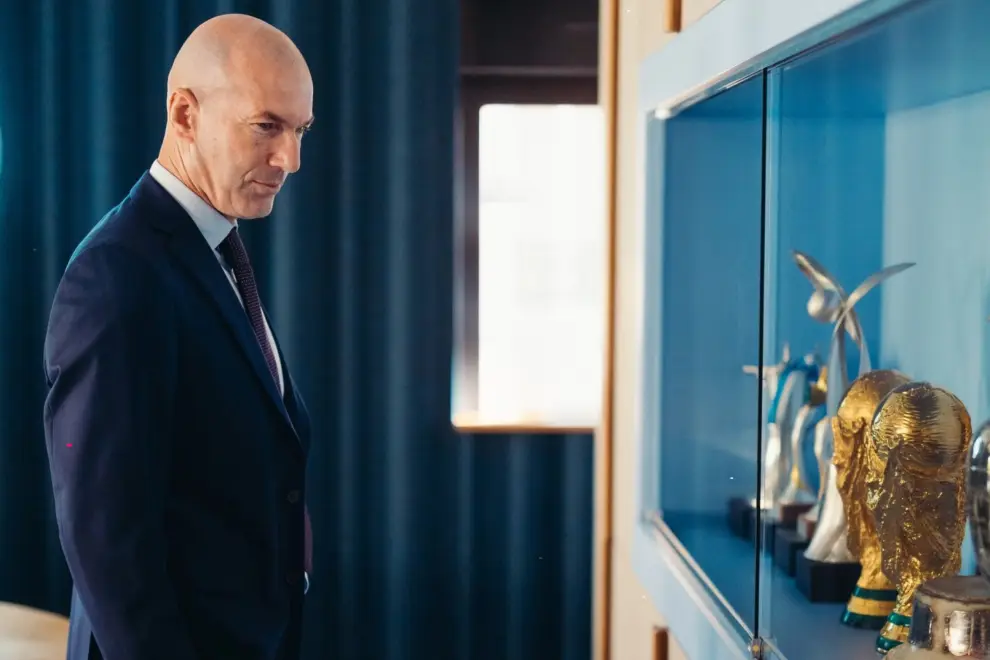 Zidane fue presentado como nuevo DT de Francia